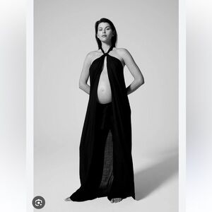 Elegant Black Halter Maxi Dress